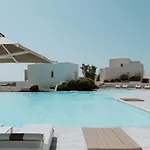 Archipelagos Sarakiniko (Paros)