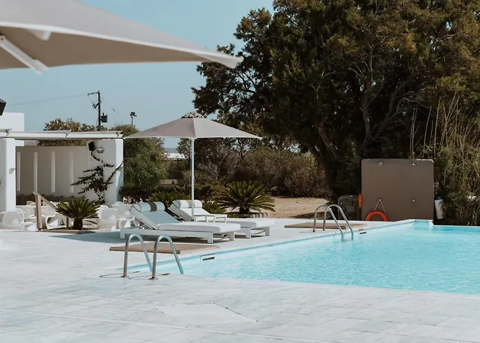 Archipelagos Sarakiniko (Paros)